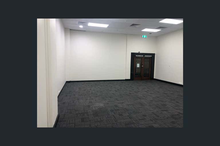 6/12 St Georges Terrace Perth WA 6000 - Image 2