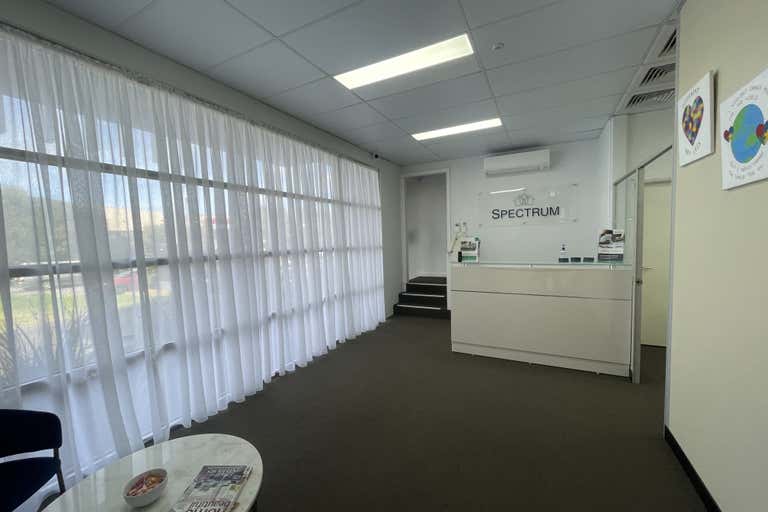 2/14 Akuna Drive Williamstown VIC 3016 - Image 4