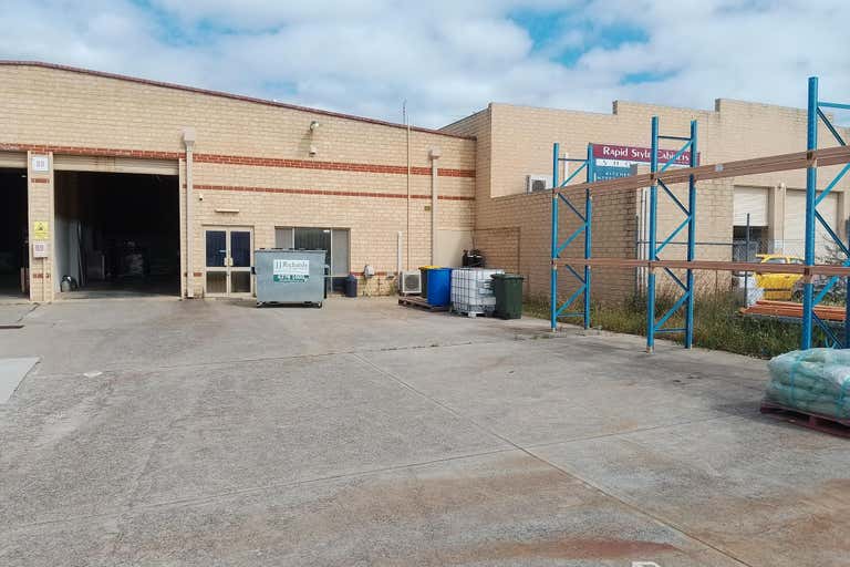 2/89 Pavers Circle Malaga WA 6090 - Image 2