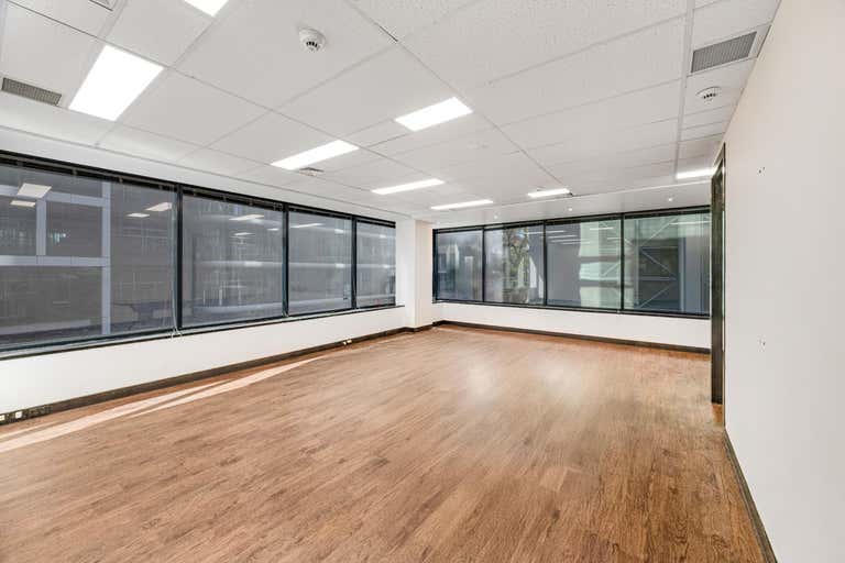 UNIT 117, 566 St Kilda Road Melbourne VIC 3004 - Image 1