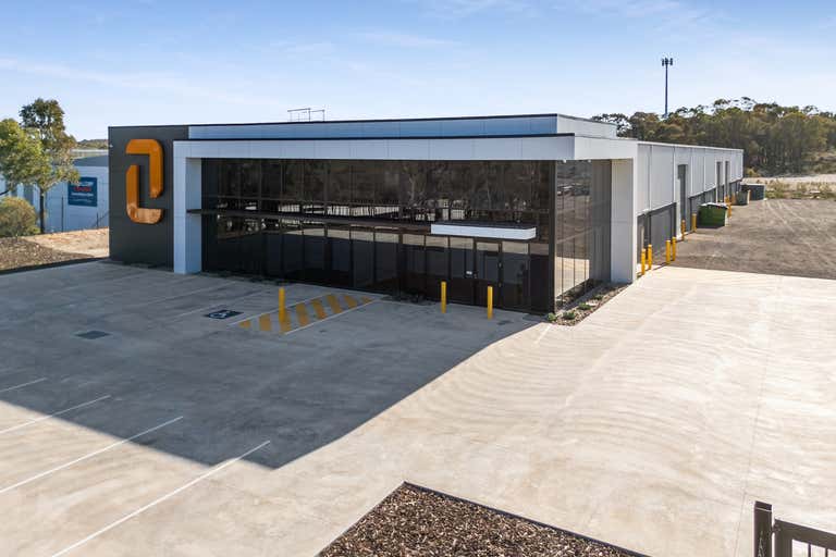 39 Fairview Road Kangaroo Flat VIC 3555 - Image 1