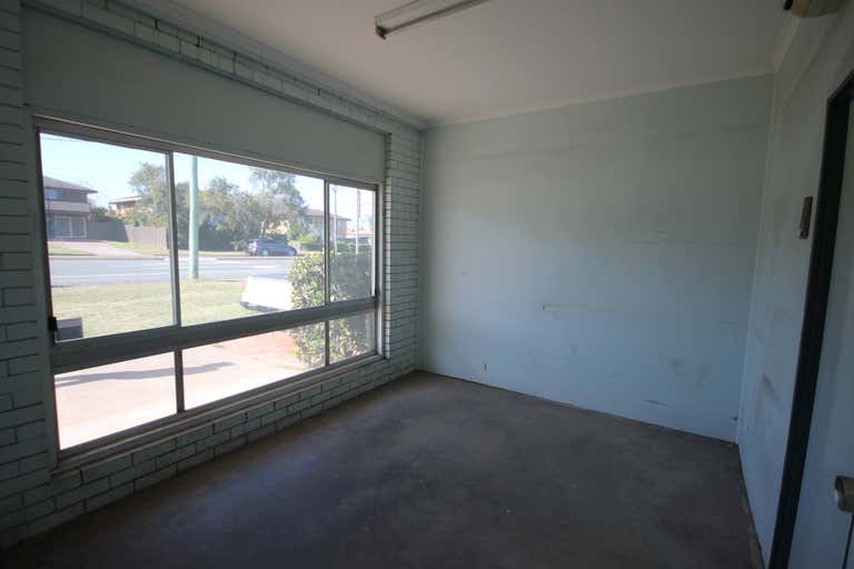 1/125 Russell Street Cleveland QLD 4163 - Image 3