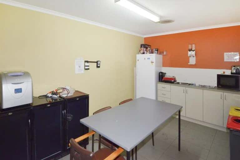 7-8 Hume Reserve Court North Geelong VIC 3215 - Image 2