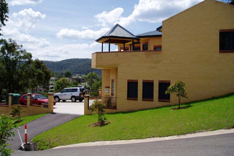 37 Young Street Gosford NSW 2250 - Image 2