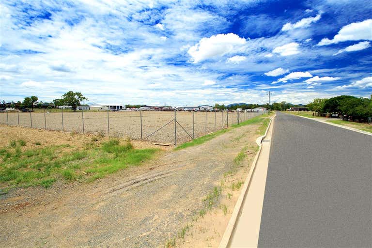 Lots 12 & 18 Foster Street, Gateway Industrial Estate Gracemere QLD 4702 - Image 4