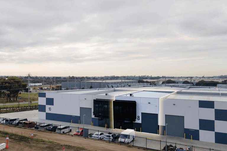 8/489 Robinsons Road Truganina VIC 3029 - Image 3