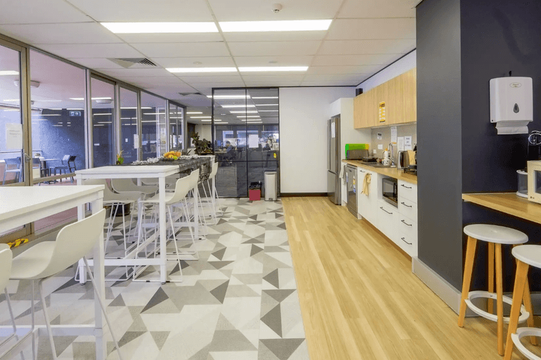 67 Astor Terrace Spring Hill QLD 4000 - Image 4