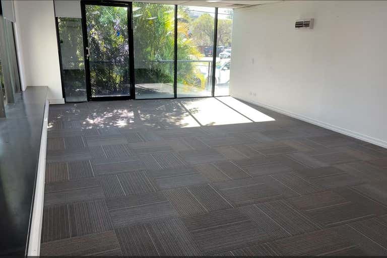 G1B/34 Thomas Drive Chevron Island QLD 4217 - Image 4