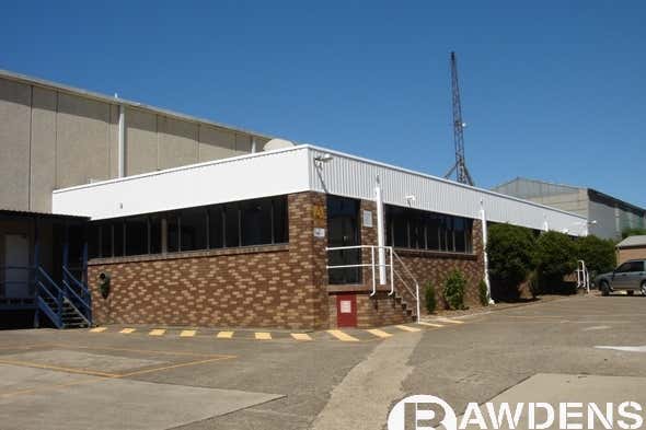 30 CHIFLEY STREET Smithfield NSW 2164 - Image 1