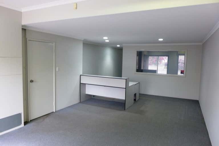 Unit 4, 22 Cohn Street Carlisle WA 6101 - Image 2