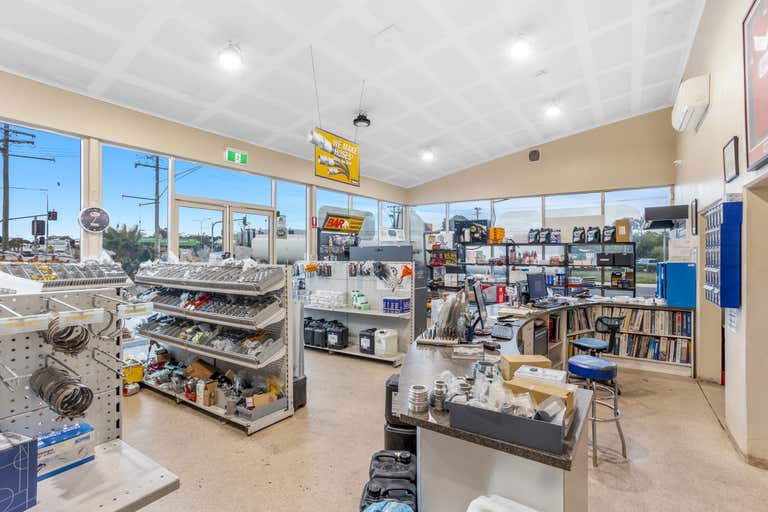 28-30 Gladstone Road Allenstown QLD 4700 - Image 2