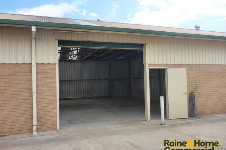 Unit 2C, 8-12 Acacia Avenue Port Macquarie NSW 2444 - Image 2