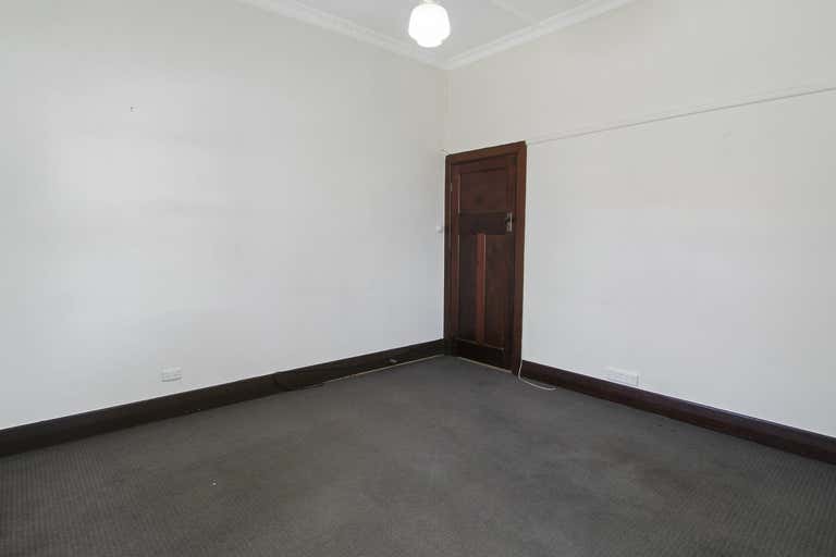 305 Main Street Bairnsdale VIC 3875 - Image 2