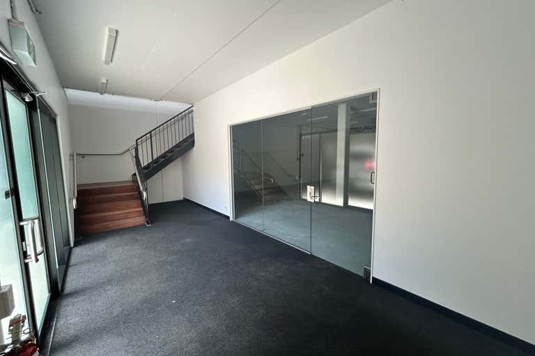 1/449 Lytton Road Morningside QLD 4170 - Image 4