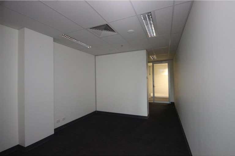 Unit 305 //147 Pirie Street Adelaide SA 5000 - Image 3