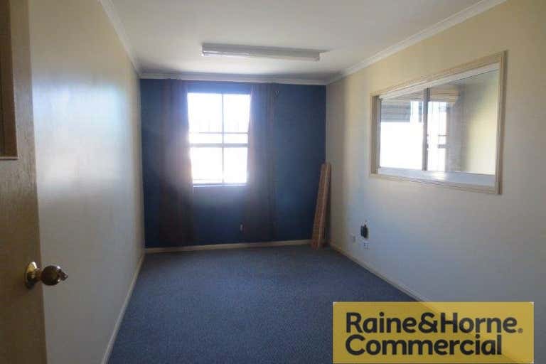 4,3 Industry Place Capalaba QLD 4157 - Image 2