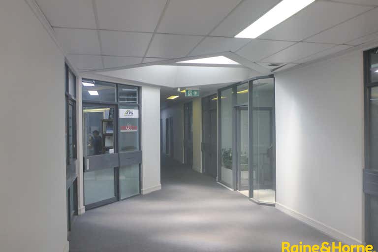 Suite 16, 128 William Street (Cnr Short Street) Port Macquarie NSW 2444 - Image 4