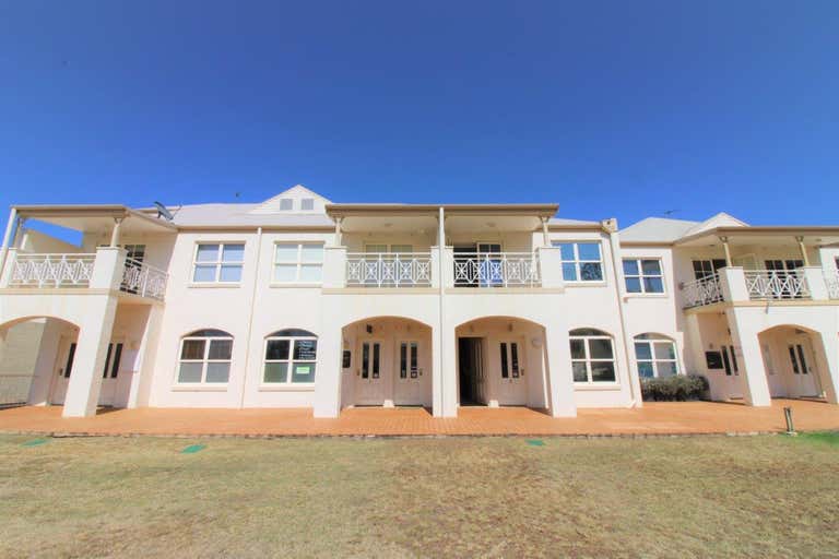 11/25 Isabel Street (120 Russell Street) Toowoomba City QLD 4350 - Image 1
