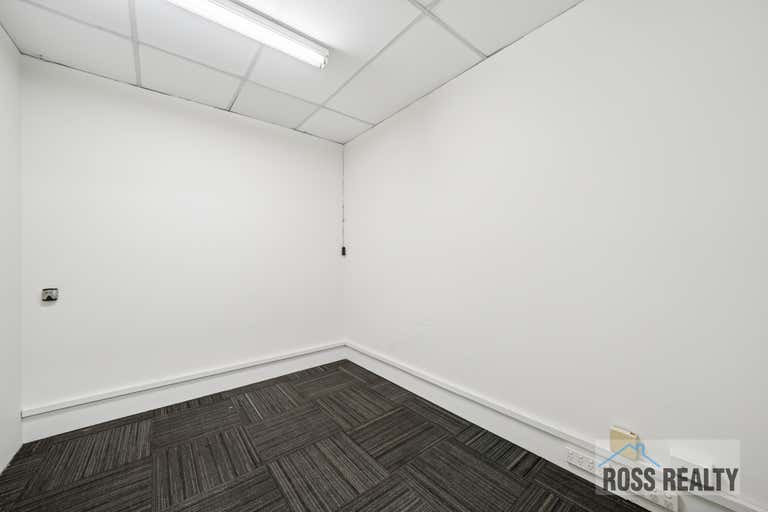 8/42 Commerce Ave Armadale WA 6112 - Image 2