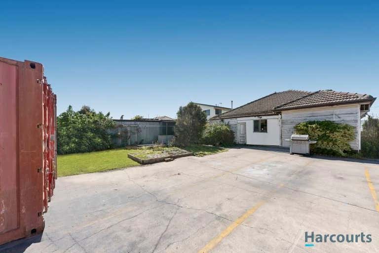 49 Roseneath Street North Geelong VIC 3215 - Image 3