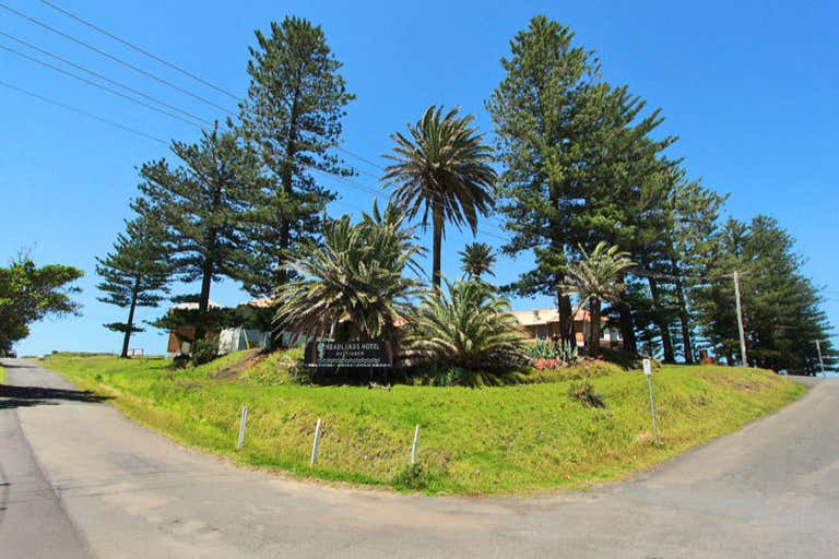 Headlands Hotel, 1 Yuruga Street Austinmer NSW 2515 - Image 4