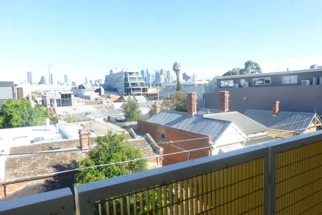 2/5 Cubitt Street Cremorne VIC 3121 - Image 2