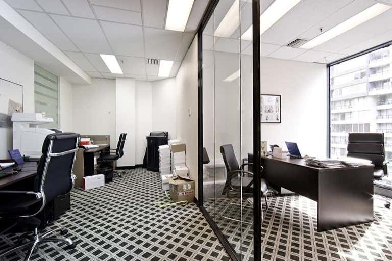 1022/1 Queens Road Melbourne VIC 3004 - Image 4