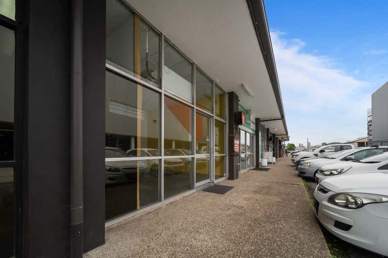 106 Bundall Road Bundall QLD 4217 - Image 2