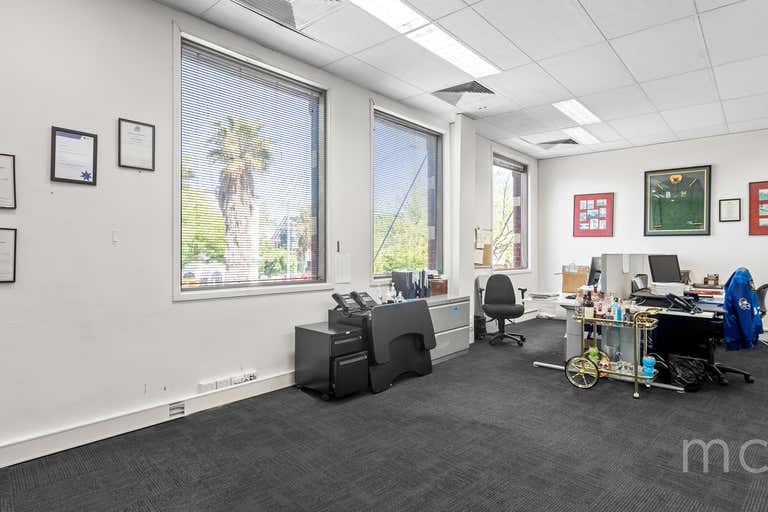 Level 1, 221 Bay Street Port Melbourne VIC 3207 - Image 2