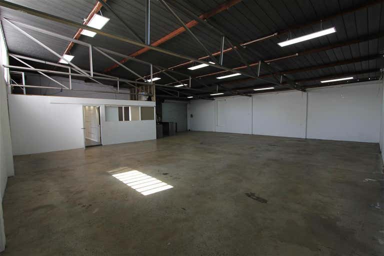 Unit 2/998 King Georges Road Blakehurst NSW 2221 - Image 2