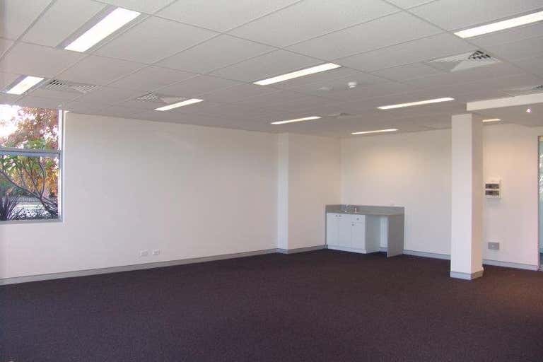 Suite 4, 4 Hyde Parade Campbelltown NSW 2560 - Image 2