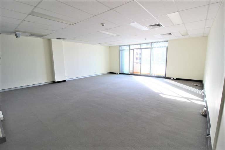 Suite 19/33 Macmahon Street Hurstville NSW 2220 - Image 3