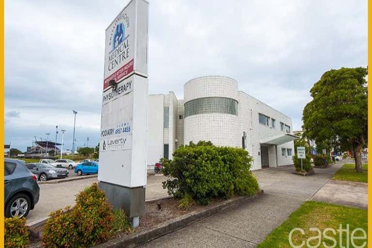 Broadmeadow Medical Centre, 154 Lambton Road Broadmeadow NSW 2292 - Image 1