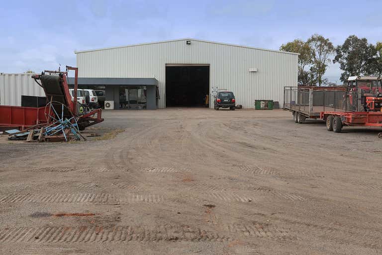 490 Taylors Road Skye VIC 3977 - Image 2