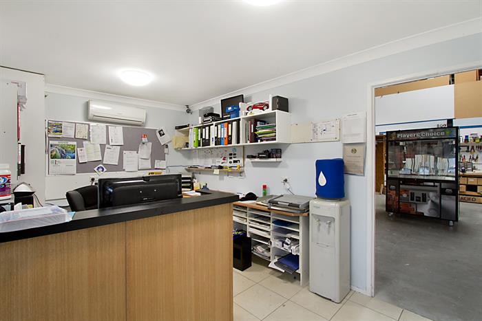 Unit 6, 15  Reichert Drive Molendinar QLD 4214 - Image 3