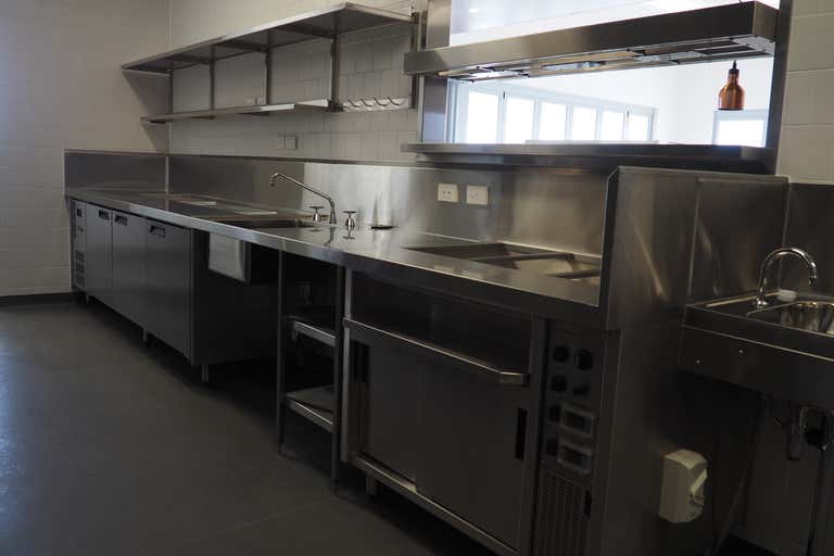 Calypso Bay Cafe, 3 Recreation Place Jacobs Well QLD 4208 - Image 4