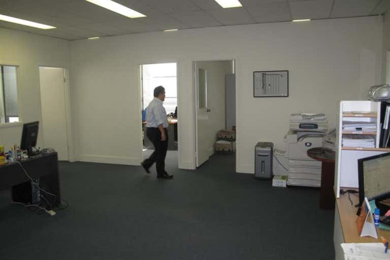 Airport Gateway Business Centre, Unit 3, 12 Navigator Place Hendra QLD 4011 - Image 4