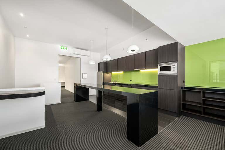 3/787 Kingsford Smith Drive Eagle Farm QLD 4009 - Image 3