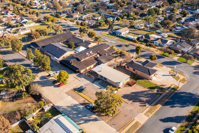 Ashmont Inn Hotel, 55 Tobruk Street Wagga Wagga NSW 2650 - Image 2