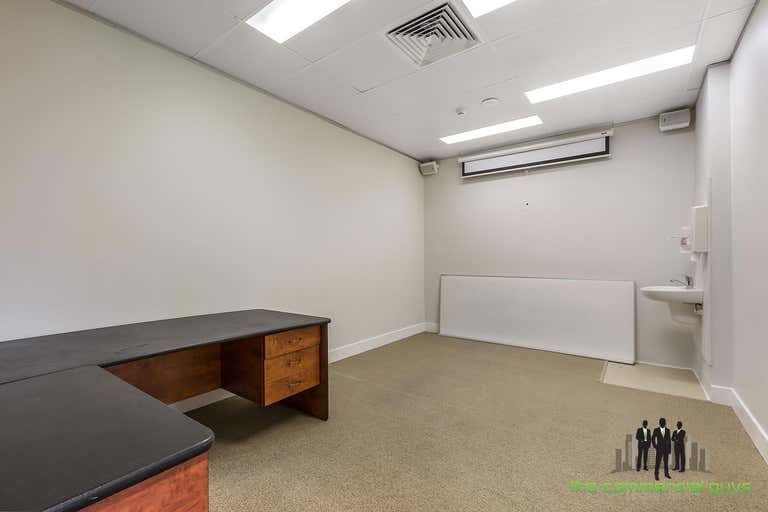 U2&U3, 32 Dixon St Strathpine QLD 4500 - Image 4