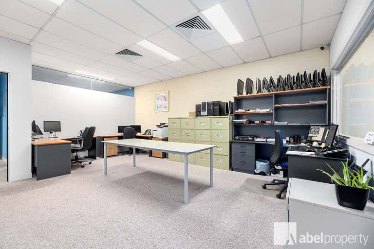 Suite 17, 386 Wanneroo Road Westminster WA 6061 - Image 4