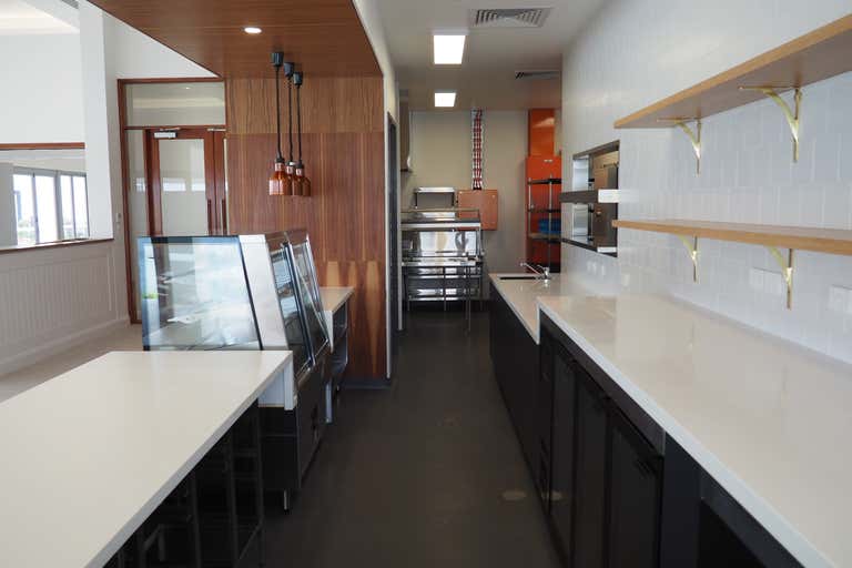Calypso Bay Cafe, 3 Recreation Place Jacobs Well QLD 4208 - Image 3