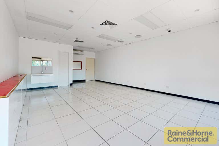 3/1 Patricks Road Arana Hills QLD 4054 - Image 2