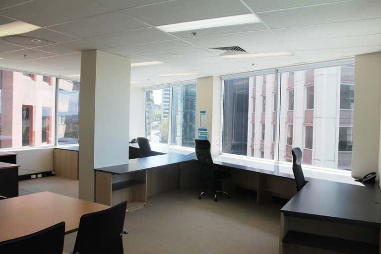 Suite 402, 93 Pacific Highway North Sydney NSW 2060 - Image 4