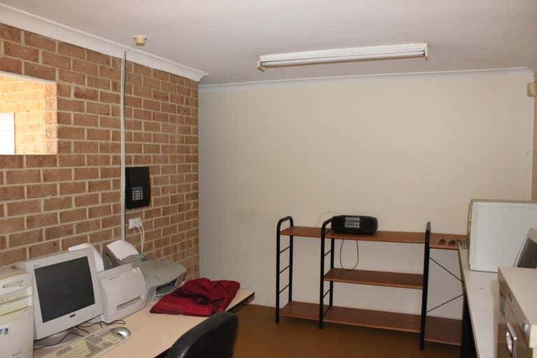 Unit 1,88 Elgee Road Midland WA 6056 - Image 2