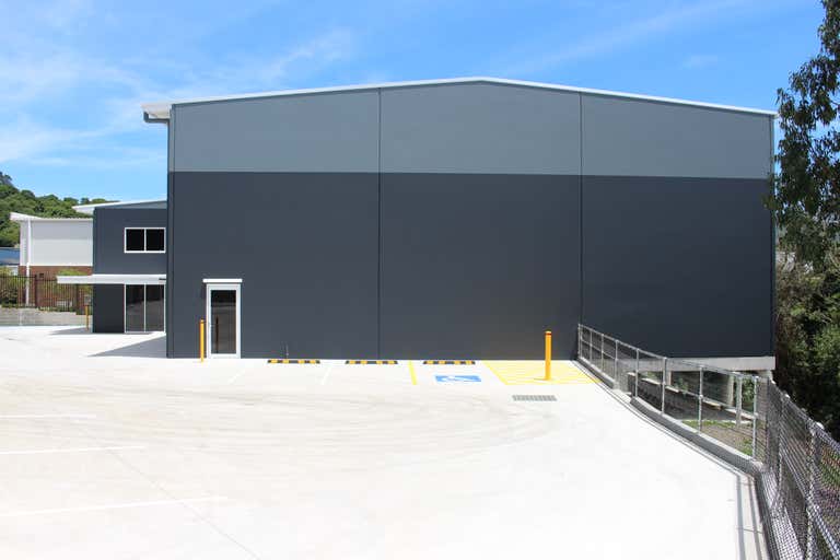 Unit 2 , 15 Brady St Berkeley NSW 2506 - Image 4