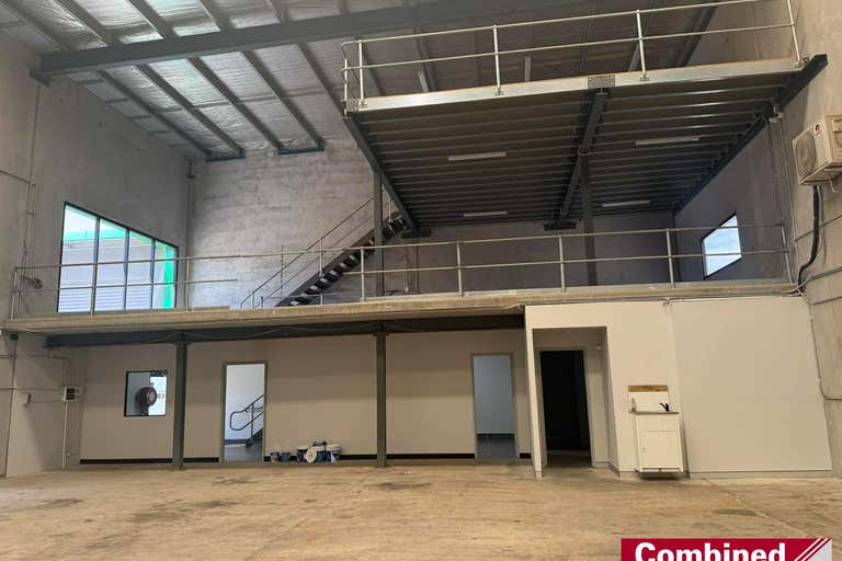 8/23-25 Bluett Drive Smeaton Grange NSW 2567 - Image 2