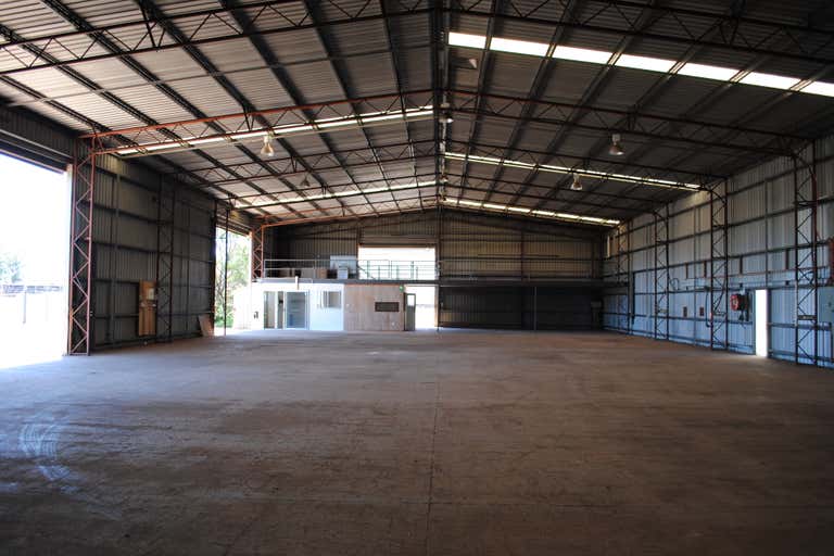 311-313 Taylor Street - Shed 3 Wilsonton QLD 4350 - Image 3
