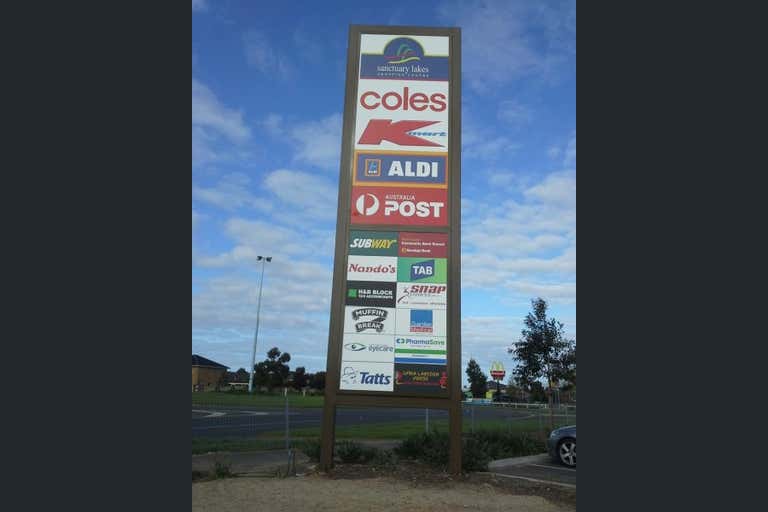 Sanctuary Lakes Shopping Centre, 300 Point Cook Road Point Cook VIC 3030 - Image 4