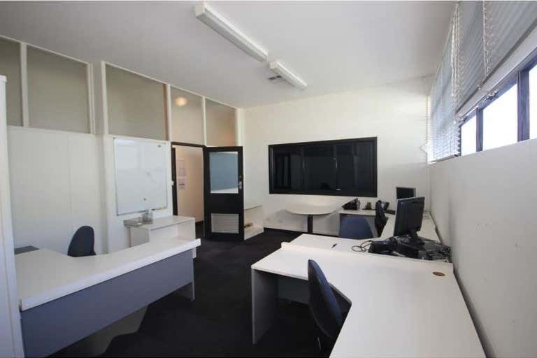 Unit 2/69-79 Gilbert Street Adelaide SA 5000 - Image 4